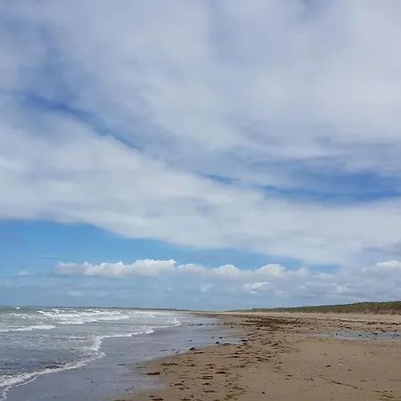 Сasa de vacaciones La Maison Du Soleil Couchant - Avec Jardin - à 250 M De La - Véranda Gouville-sur-Mer