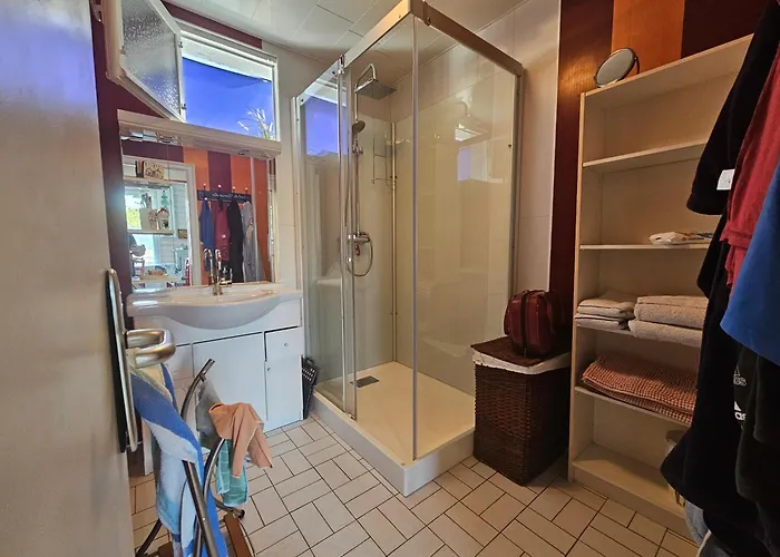 La Maison Du Soleil Couchant - Avec Jardin - A 250 M De La - Veranda